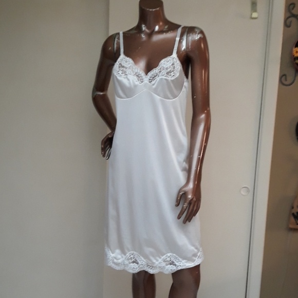 Adonna Other - adonna Beige Full Slip